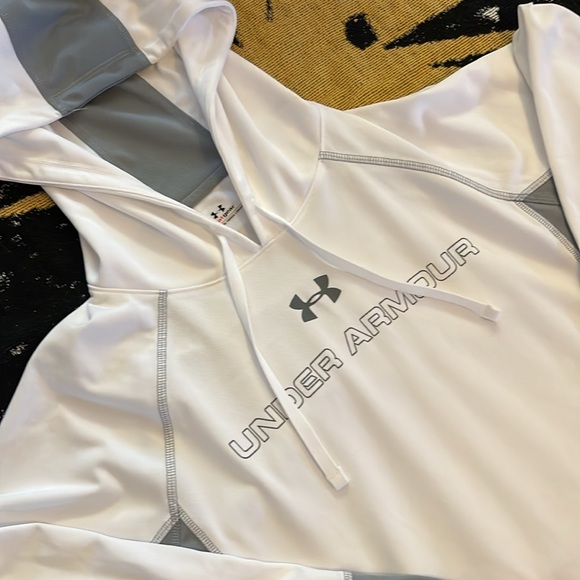 Shirt - Picture 2 of 5